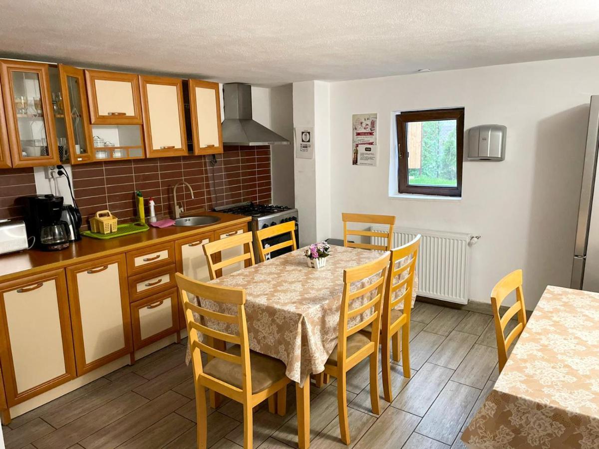 Pensiunea Casa Rica Călimăneşti Εξωτερικό φωτογραφία