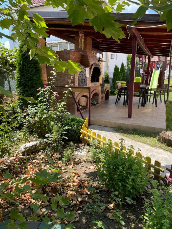 Pensiunea Casa Rica Călimăneşti Εξωτερικό φωτογραφία